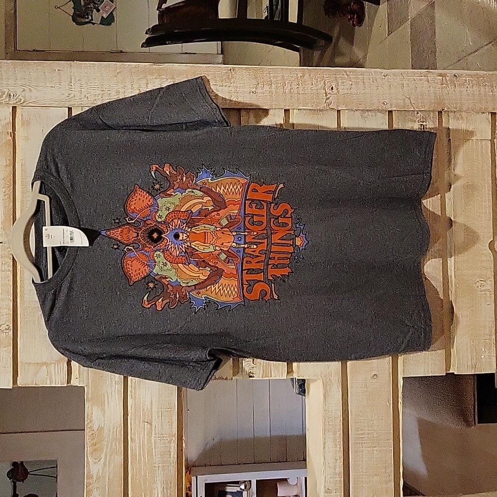 NWT Stranger Things tee-shirt